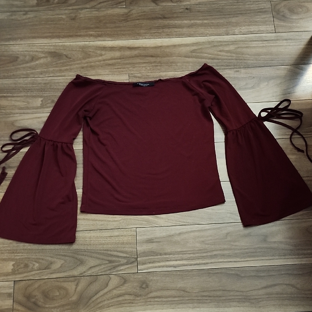 🔥Streetwear Societt Off-Shoulder Burgundy Crop Top Bell Sleeves